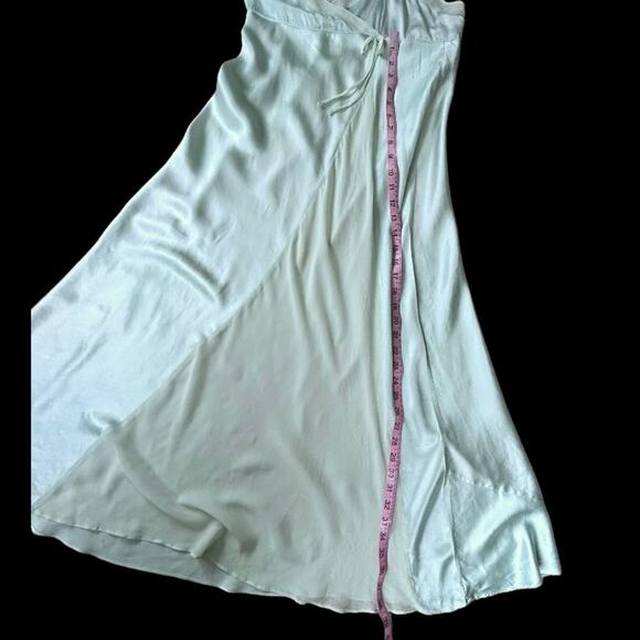 EUC Vintage Jillian Jones Light Green Bias Cut 100% Silk Nightgown fits a SMALL - Picture 7 of 12